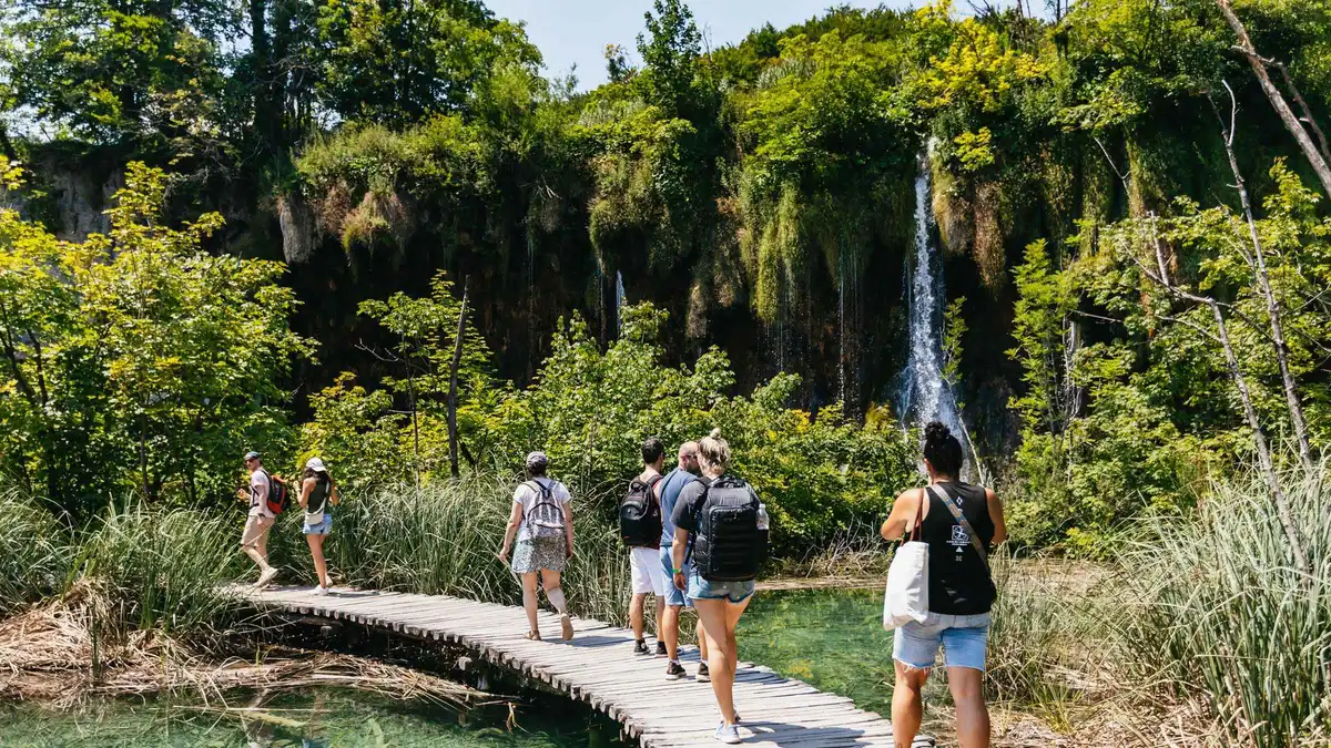Plitvice Lakes boardwalks with the dated-entry tour group from Split